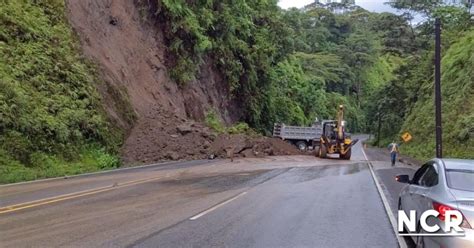 Necesita Transitar Por La Ruta Tome Sus Precauciones La Carretera