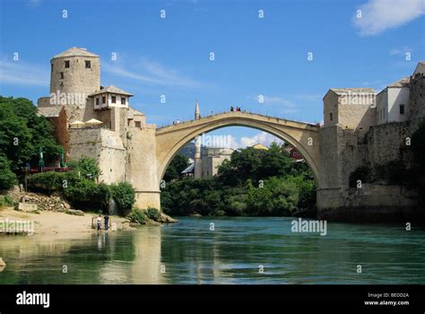 Mostar bridge hi-res stock photography and images - Alamy