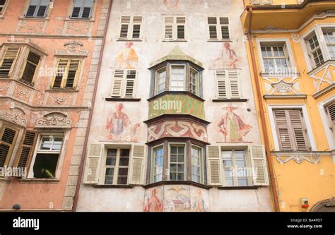 Painted Houses In The Old Town Of Bozen Bolzano Trentino Italy Stock