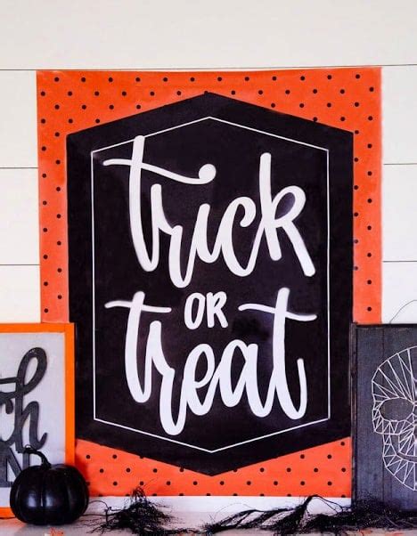 20 Free Printable Halloween Decorations Freebie Finding Mom