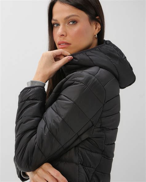 Riachuelo Casaco Puffer Feminino Alongado Capuz Preto Ak By