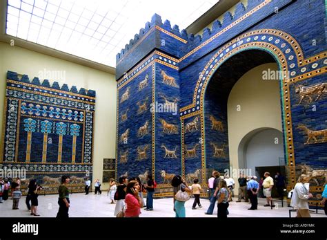 Ishtar Gate 580 BC (Neo Babylonian Empire) Babylon, 6th century B.C ...