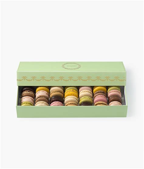 Coffrets De Macarons Maison Ladur E