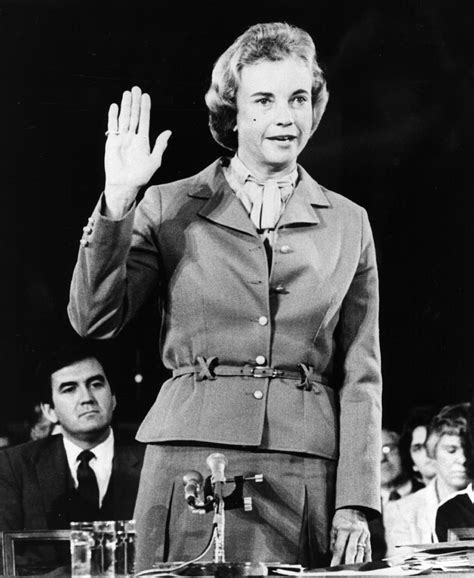 9 Stunning Photos Of Sandra Day Oconnors Groundbreaking First Days On The Supreme Court