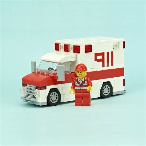 Lego Moc 10140 Ambulance Town City Hospital 2017 Rebrickable Build With Lego