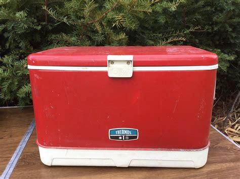 Love Red Vintage Thermos Cooler Metal Ice Chest Vintage Thermos Ice Chest Vintage Camping