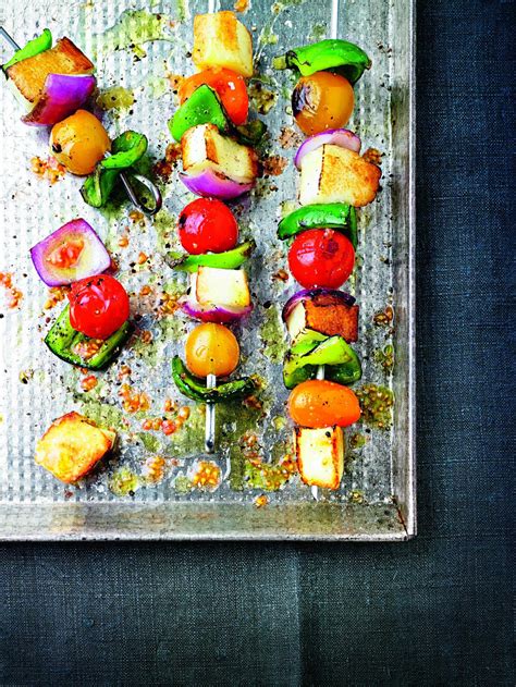 Recette brochettes de légumes et halloumi Cuisine Madame Figaro