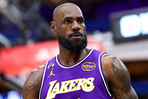 LeBron James Admits He's Feeling His Age: 'I Feel Like S---'