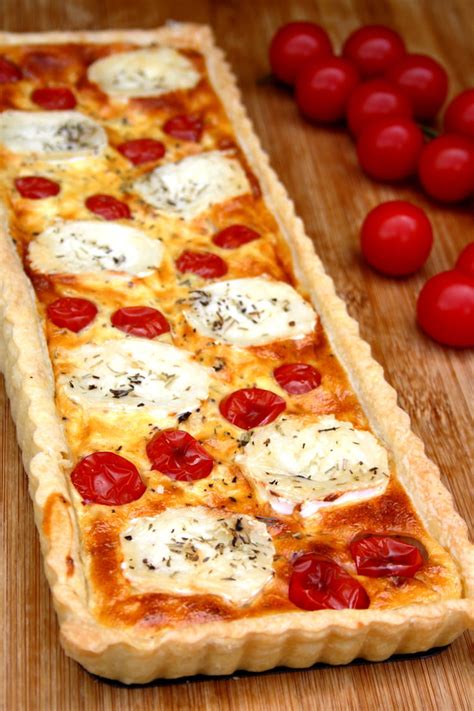 Recette de Tarte au fromage de chèvre et tomates cerises