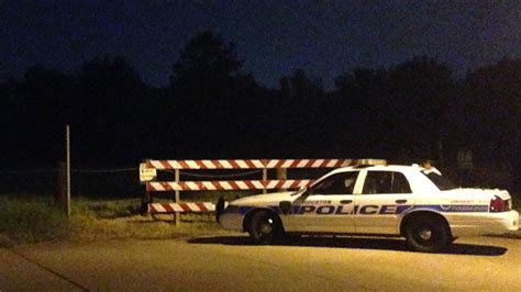 Workers Find Badly Decomposed Body In Ditch In Northwest Houston Abc13 Houston