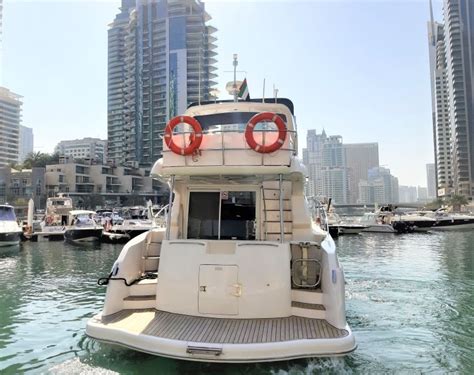 Dubai Privat Rundtur Med Yacht Getyourguide