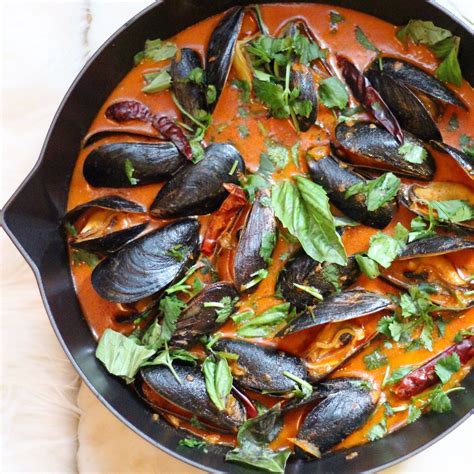 Coconut Red Curry Mussels Curry Mussels Curry Mussels Recipe