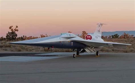 Video: NASA Unveils Experimental Supersonic Aircraft X-59 - Carro e motos