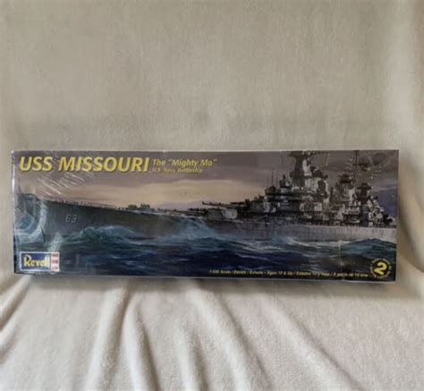 Uss Missouri The Mighty Mo Battleship Plastic Model Revell