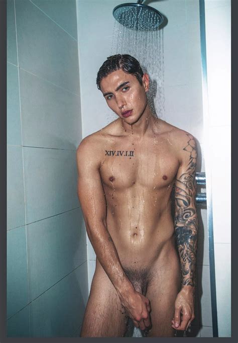 Cute Nudes Menshowering NUDE PICS ORG