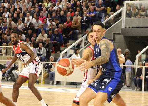 Basket en Coupe de France Fougères tient tête à Nantes jusqu au bout