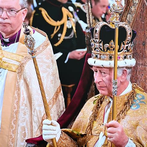 Couronnement De Charles Iii Intronisation Serment Procession Ce