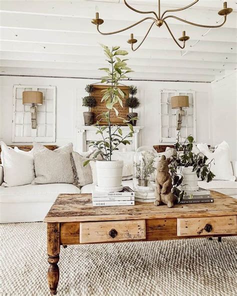 Rustic Coffee Table Decor