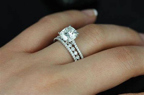 All You Need To Know About Moissanite Engagement Rings