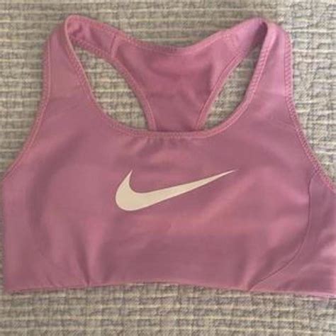 Nike Sports Bra In Great Condition Medium Support Depop