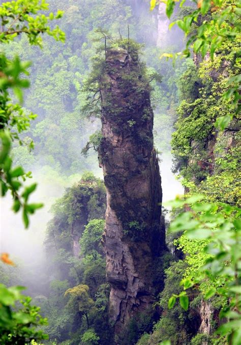 Chinas Hidden Gem Zhangjiajie The Hallelujah Floating Mountains