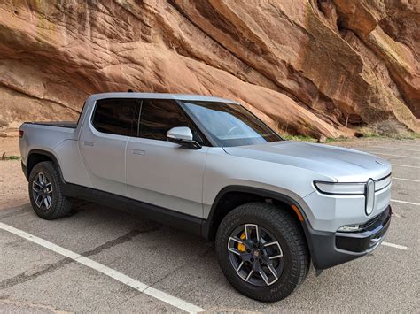 La Silver R T W Xpel Stealth Ppf Wrap Rivian Forum R T R S R R