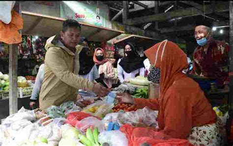 Kapolresta Sidoarjo Blusukan Ke Pasar Tradisional Global News Co Id