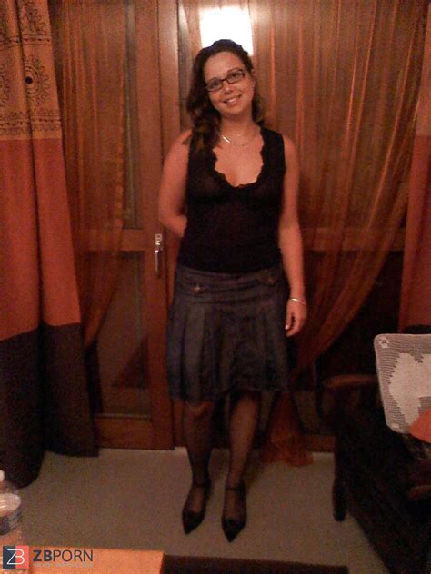 Women A Lunettes ZB Porn