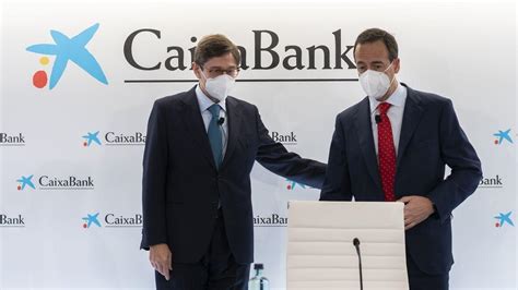 Los Sindicatos Amenazan A Caixabank Con Movilizaciones Si Presenta Un