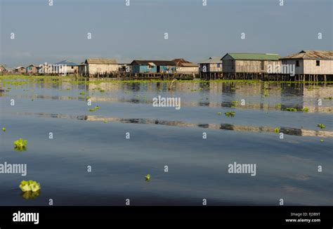 Paysages Du Bénin Afrique Banque De Photographies Et Dimages à Haute