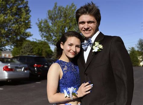 Students Dressed To The Nines For Manheim Township High School Prom