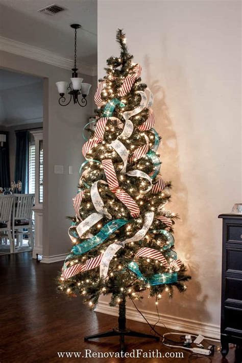 Decorate A Christmas Tree Step By Step Ribbon On Tree Ideas And Hacks