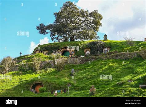 Bag End New Zealand Hobbiton Stock Photo Alamy