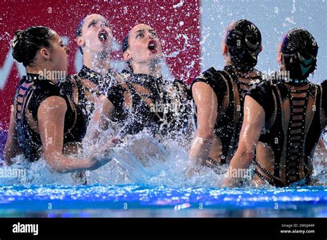 Artistic Swimming Hi Res Stock Photography And Images Alamy