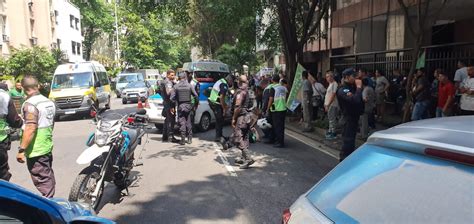 Persegui O E Tiros Em Ipanema Motorista Em Fuga Atropela Policial E