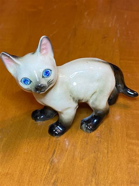 Vintage Made In Japan Siamese Cat With Blue Eyes Figurine Etsy