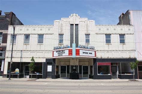 Roseland Theatre In Pana Il Cinema Treasures