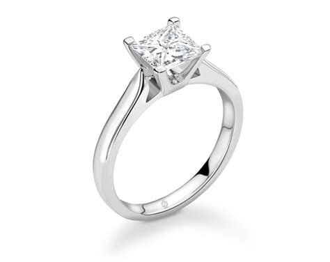 Explore Hot Selling And Trendy Engagement Ring Styles Of 2022