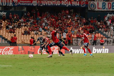 Independiente Medellín goleó 4 2 a César Vallejo y consiguió su primera