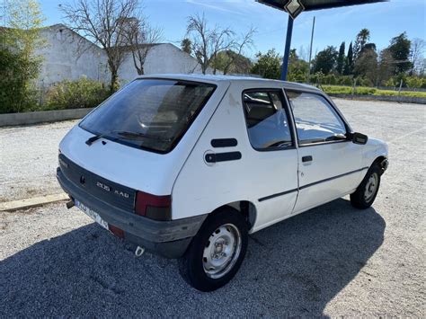 Venda Usado Carro Clássico Peugeot 205 XAD 70 CV 1992 Diesel