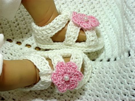 Creativekiwi: Crochet Baby Sandals