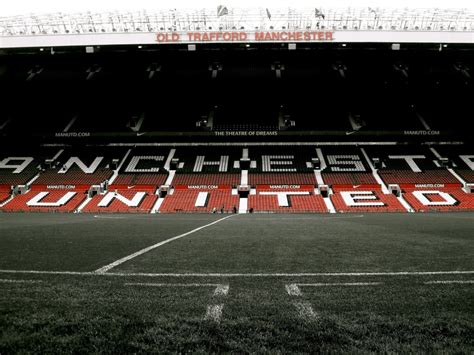 Manchester United Stadium 1280 x 960 Wallpaper