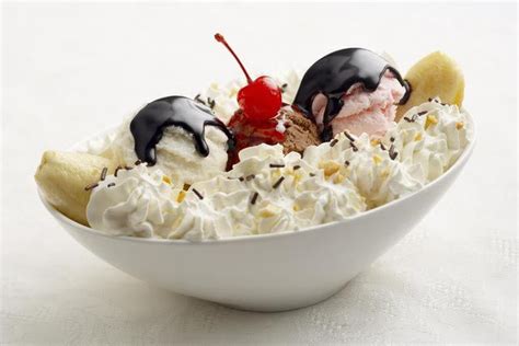 Banana Split Sundae Recipe