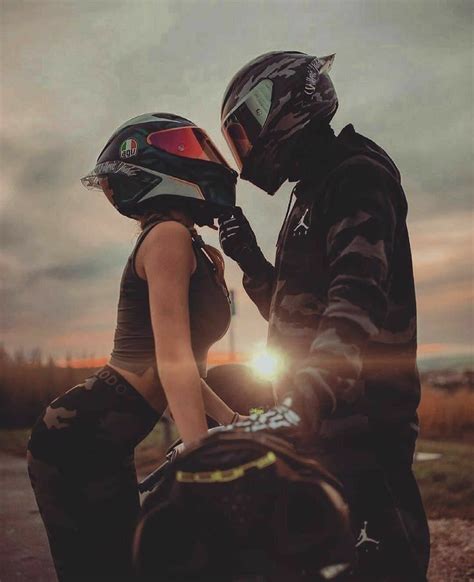 Moto Couple Biker Photoshoot Biker Photography Motorcycle Couple Pictures