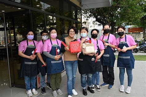 縣長饒慶鈴今向縣府同仁拜早年感謝辛勞 預祝新年快樂鴻兔大展 中央社訊息平台