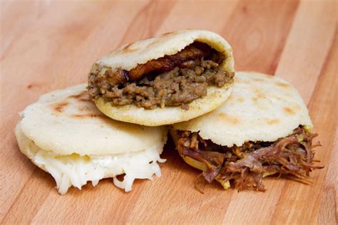 Arepas How To Make Venezuelan Style Arepas Desidakaar