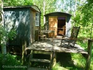 Pin On Pipowagen Small House Shepherds Hut Holiday Cottage