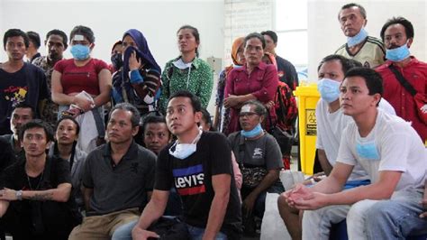 Malaysia Deportasi Ratusan Pekerja Migran Indonesia Foto Tempo Co