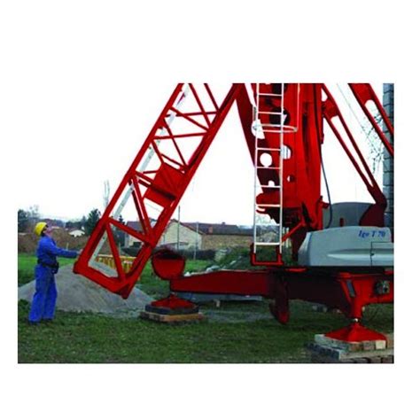 Manitowoc Igo T A Self Erecting Crane At Best Price In Pune