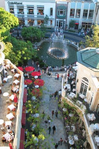 The Grove Original Farmers Market In Los Angeles